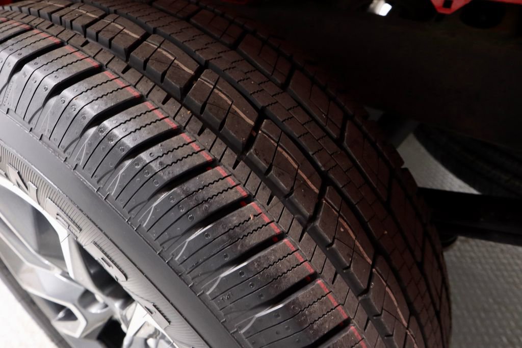 Used 2024 Chevrolet Silverado 1500 LT image 21