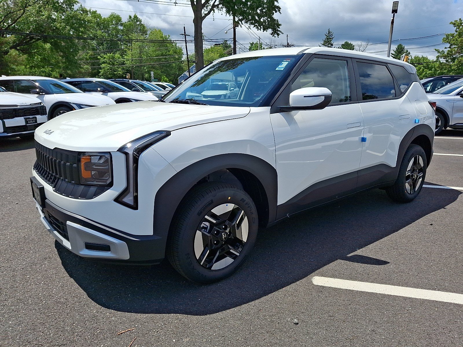 New 2027 Kia Seltos LX AWD/4WD image 3