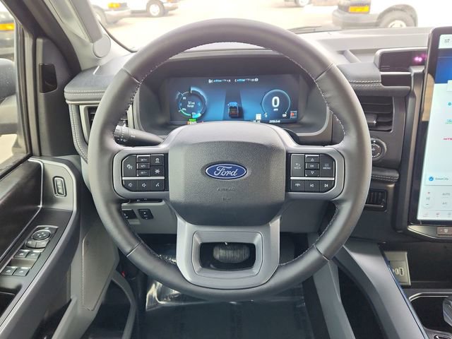 Used 2025 Ford F150 Lightning Flash image 36