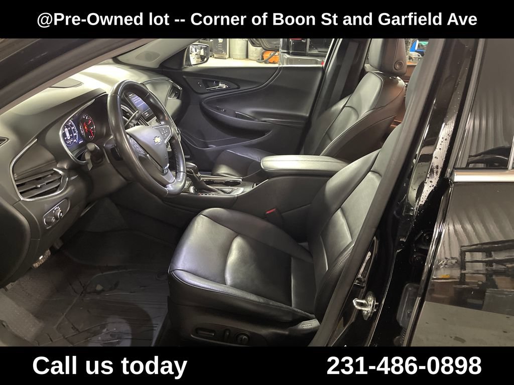 Used 2021 Chevrolet Malibu Premier FWD image 14