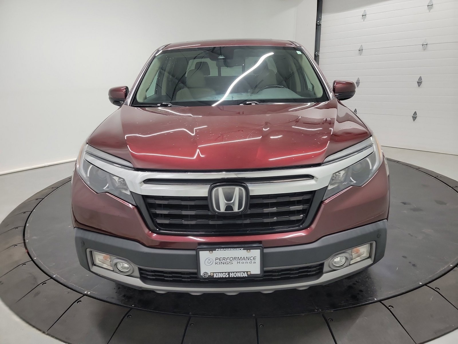 Used 2018 Honda Ridgeline RTL-E image 2