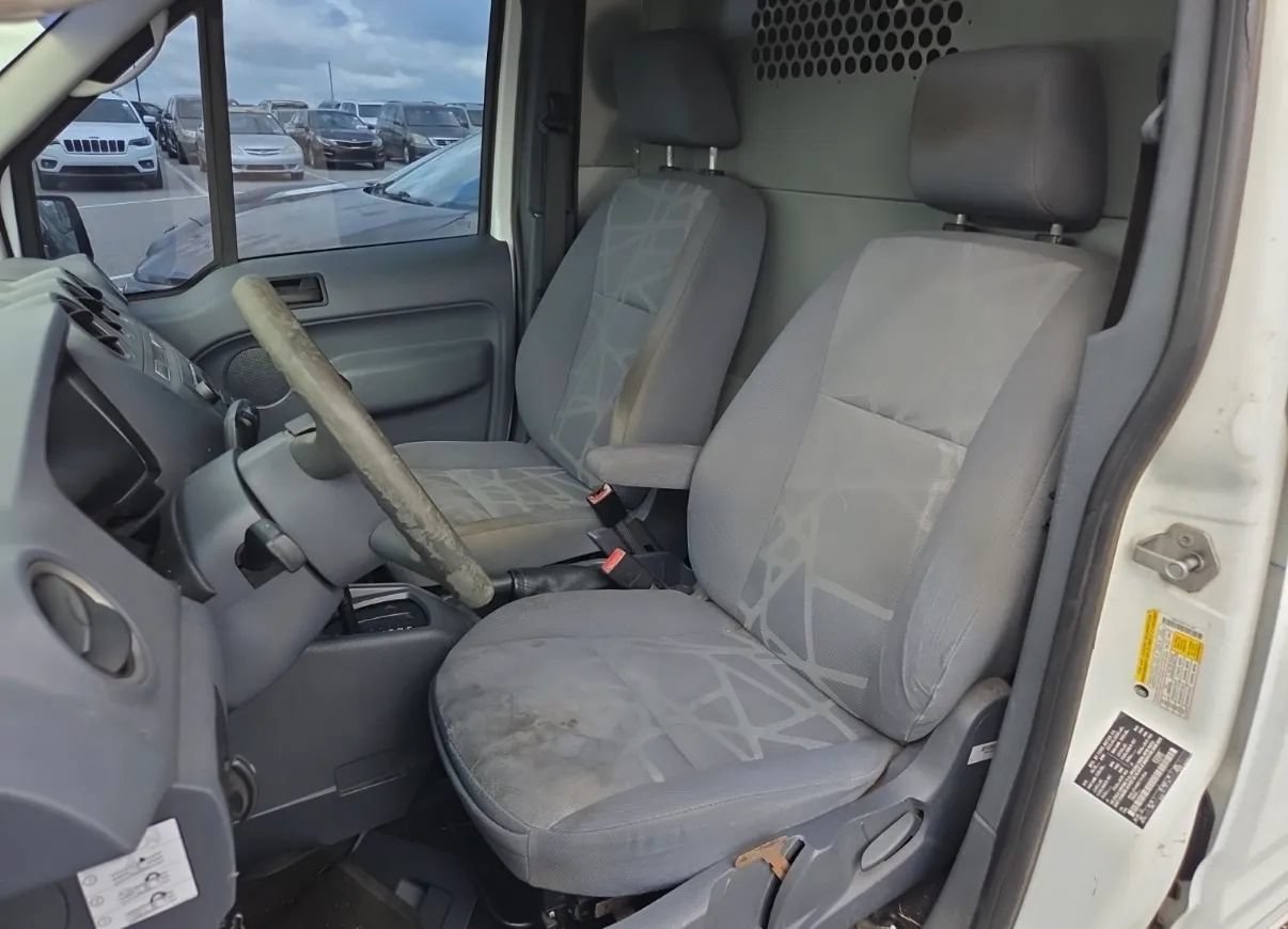 Used 2013 Ford Transit Connect XL FWD image 8