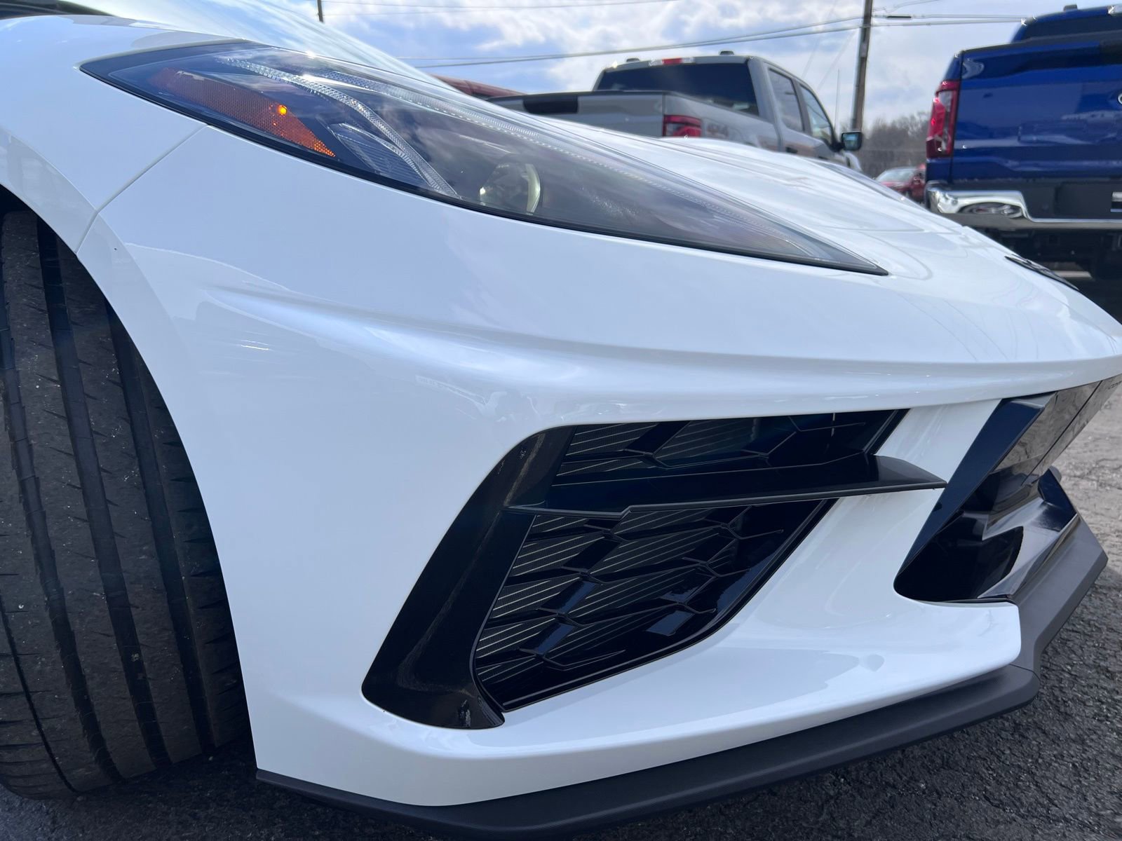 Used 2023 Chevrolet Corvette Stingray Coupe w/ Z51 Performance Package image 10