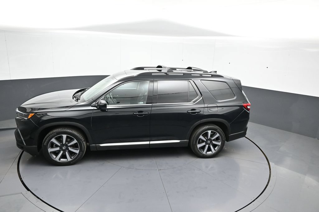 Certified 2025 Honda Pilot Touring image 44