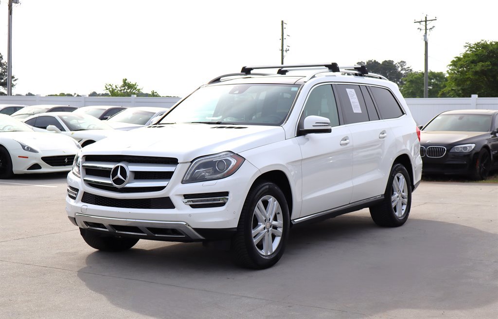Used 2015 Mercedes-Benz GL 320 BlueTEC 4MATIC image 3