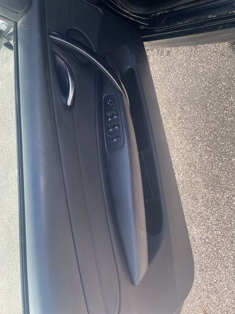 Used 2011 BMW 135i Convertible image 12