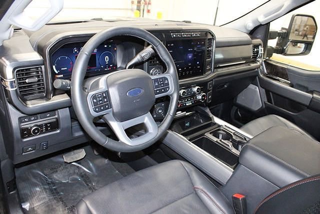 Used 2024 Ford F350 Lariat w/ Lariat Ultimate Package image 24