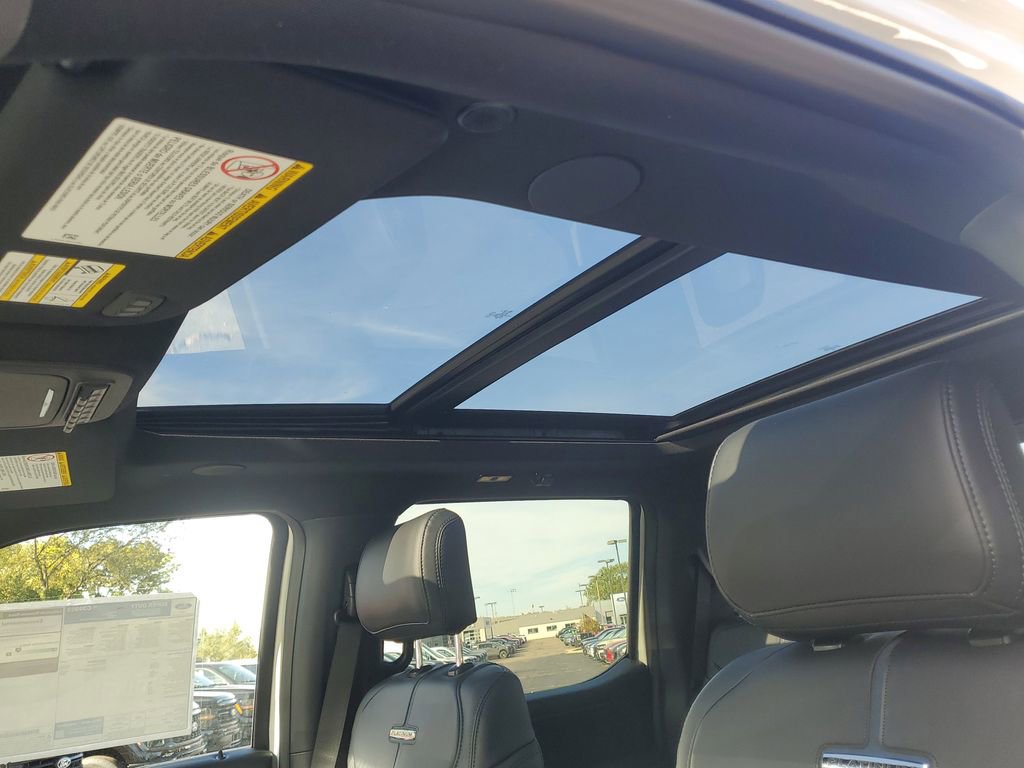 New 2026 Ford F350 4x4 Crew Cab Super Duty image 8