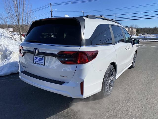 New 2026 Honda Odyssey Touring image 3