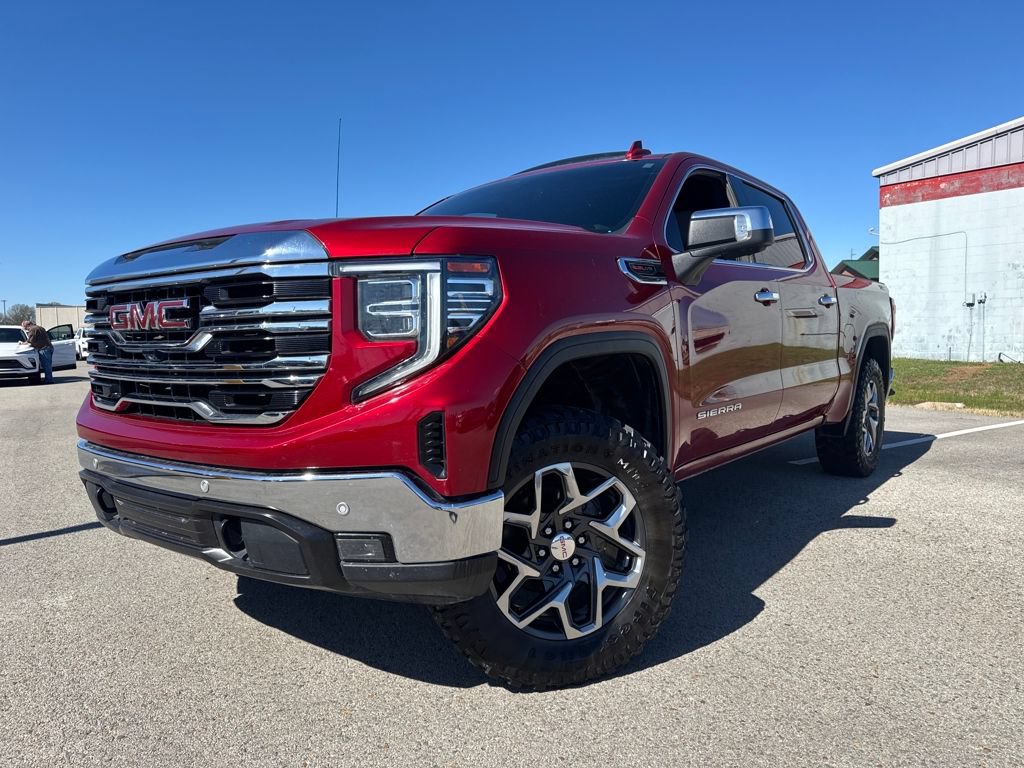 Used 2024 GMC Sierra 1500 SLT w/ SLT Premium Plus Package AWD/4WD image 1
