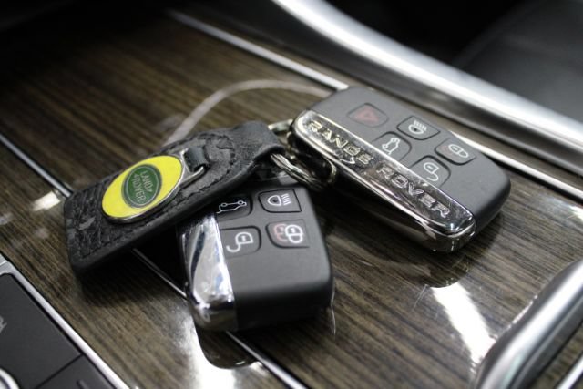 Used 2016 Land Rover Range Rover Sport HSE AWD/4WD image 15