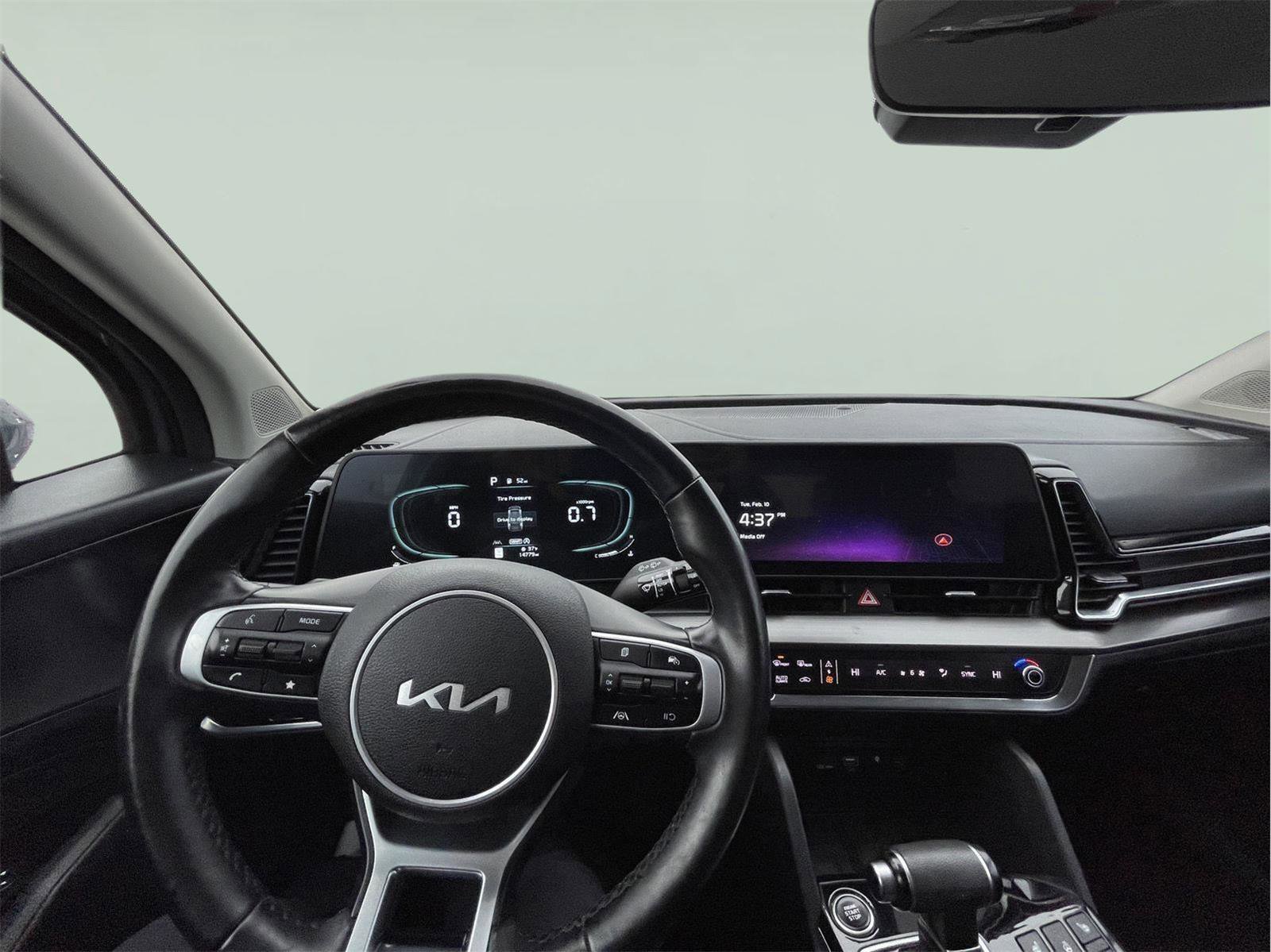 Used 2023 Kia Sportage EX image 25