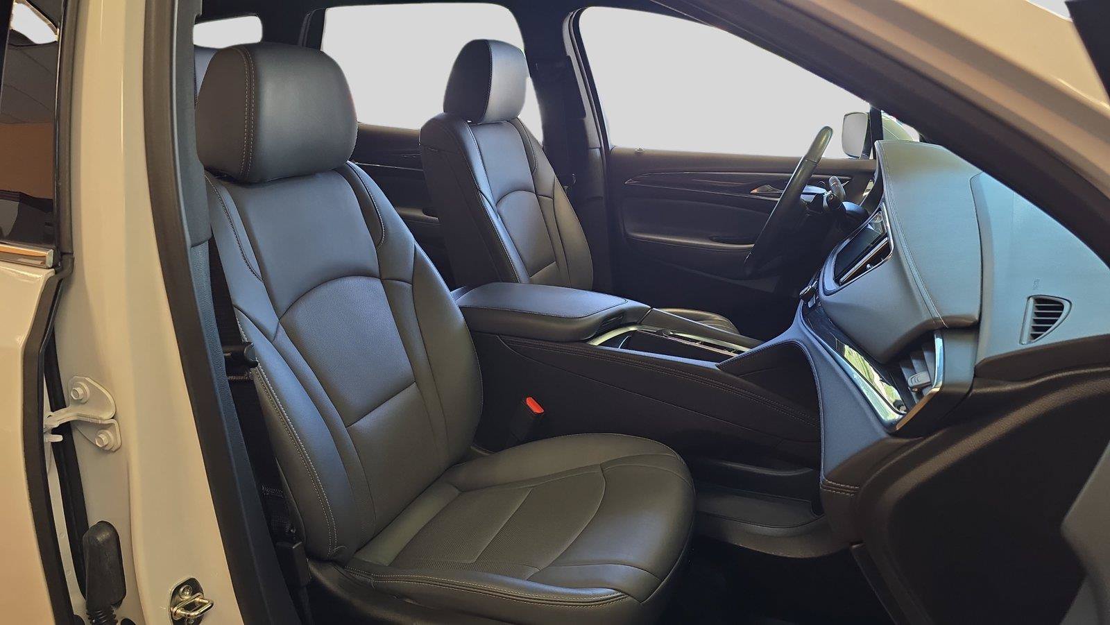 Used 2024 Buick Enclave Essence FWD image 14