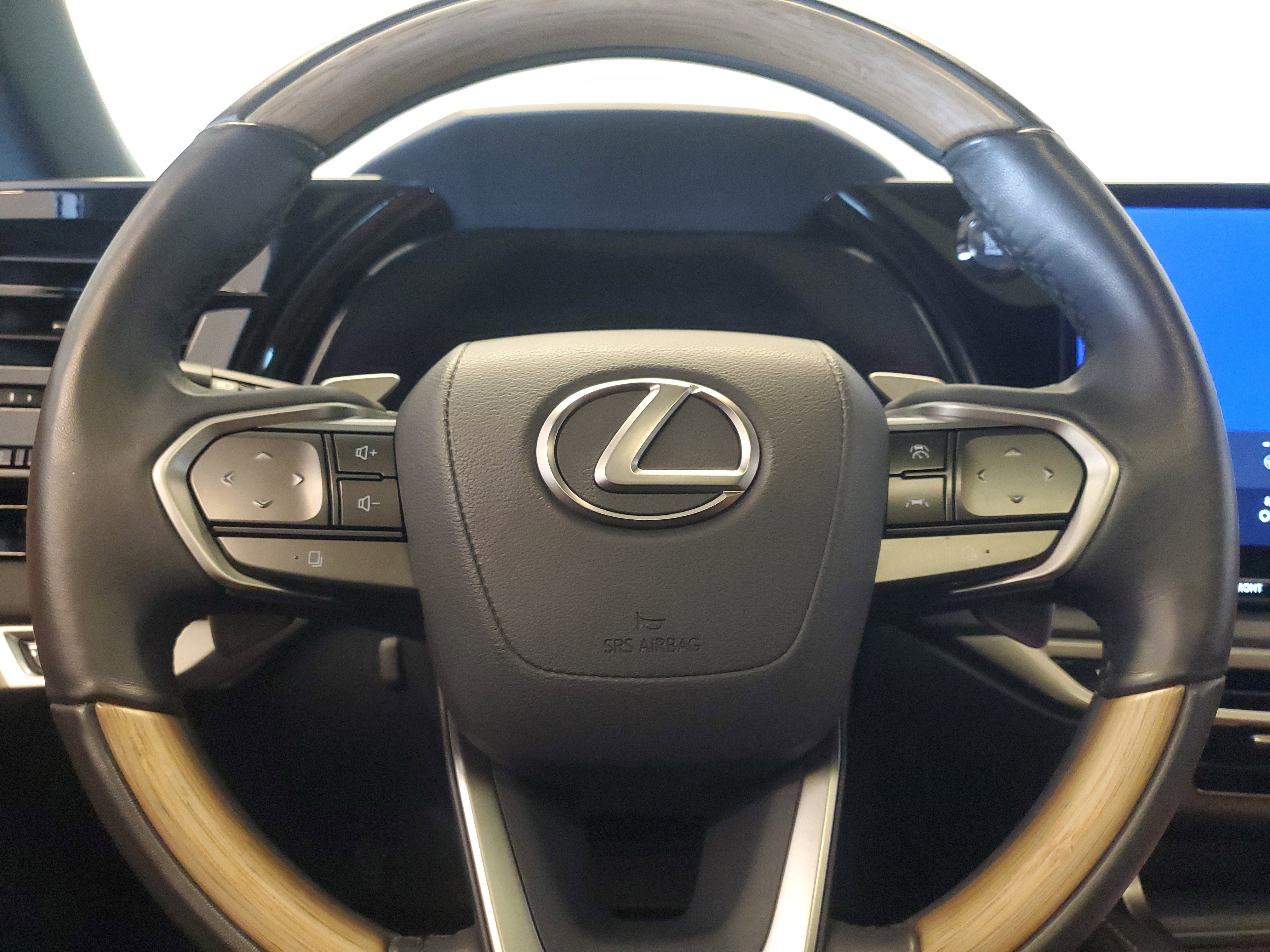 Used 2023 Lexus RX 350 Premium Plus w/ Cold Area Package AWD/4WD image 25