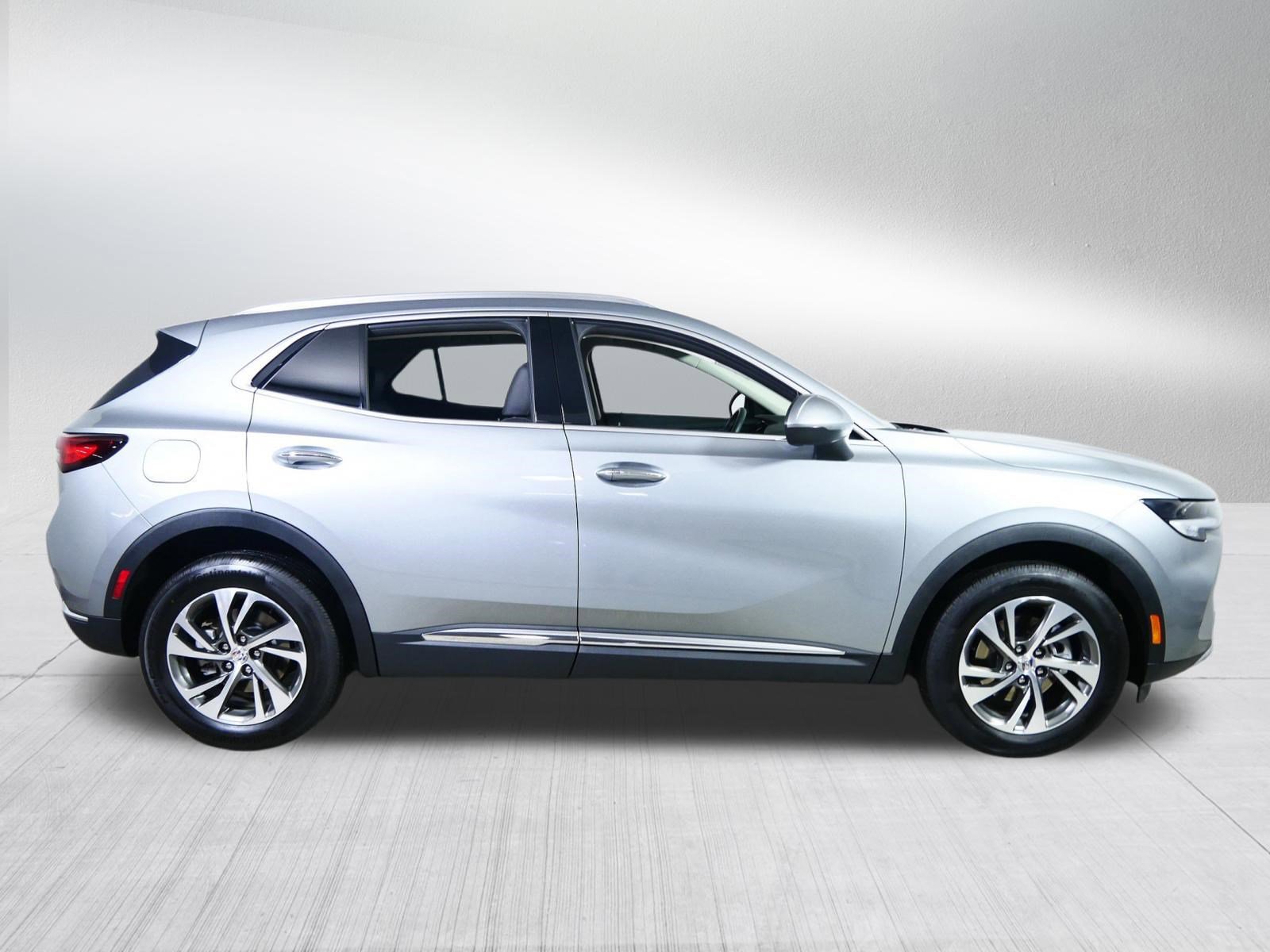 Used 2023 Buick Envision Essence image 8