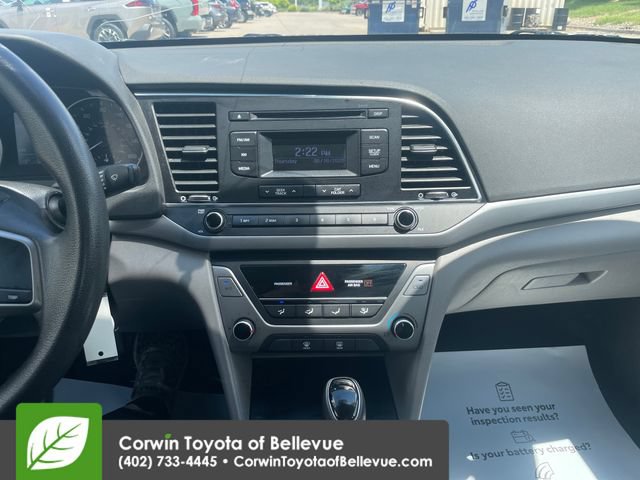 Used 2017 Hyundai Elantra SE FWD image 11