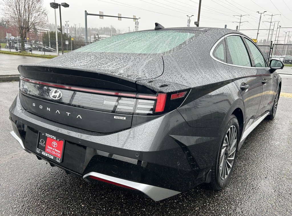 Used 2025 Hyundai Sonata Limited image 5