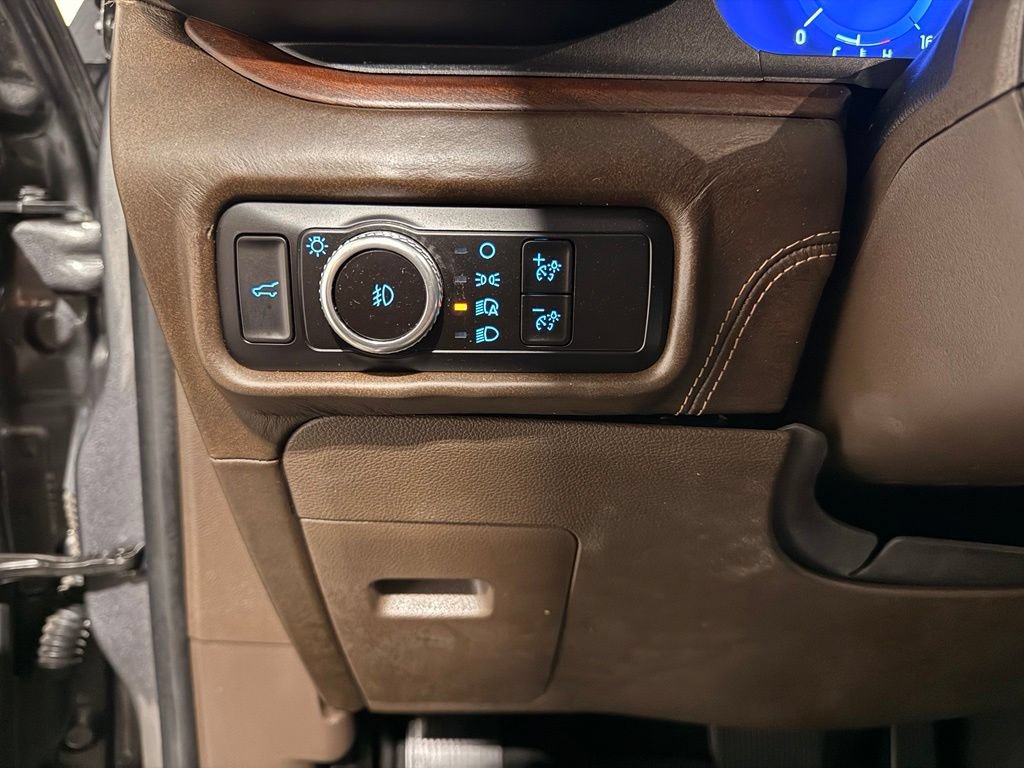 Used 2023 Ford Explorer King Ranch w/ Technology Package AWD/4WD image 17