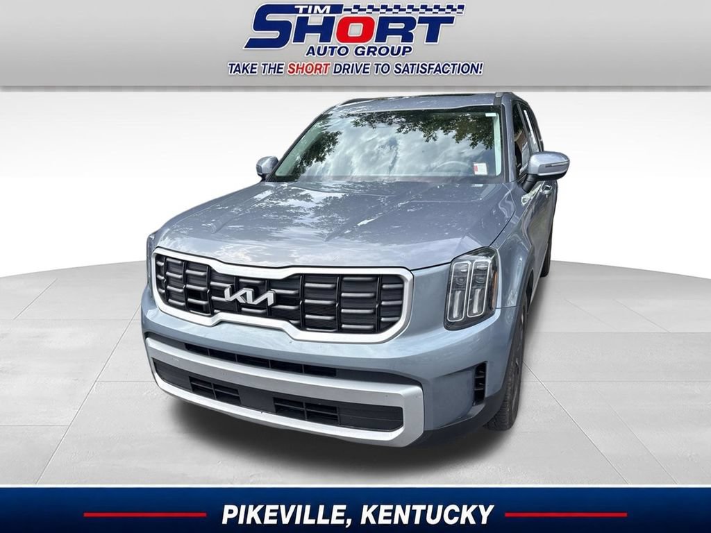 Used 2024 Kia Telluride S w/ S Sunroof Package FWD image 1