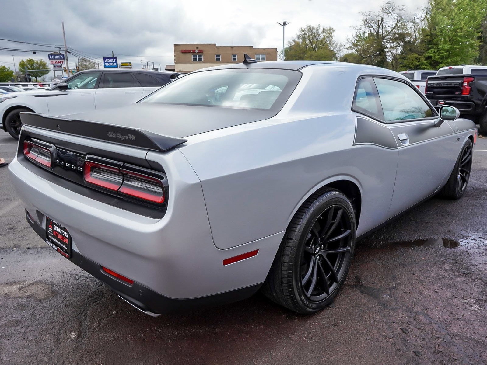 Used 2023 Dodge Challenger R/T Scat Pack w/ T/A Package RWD image 6