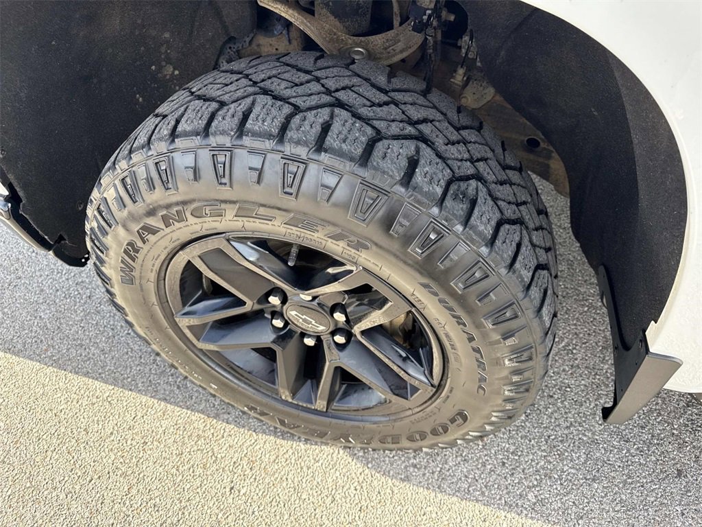 Used 2019 Chevrolet Silverado 1500 LT Trail Boss image 32