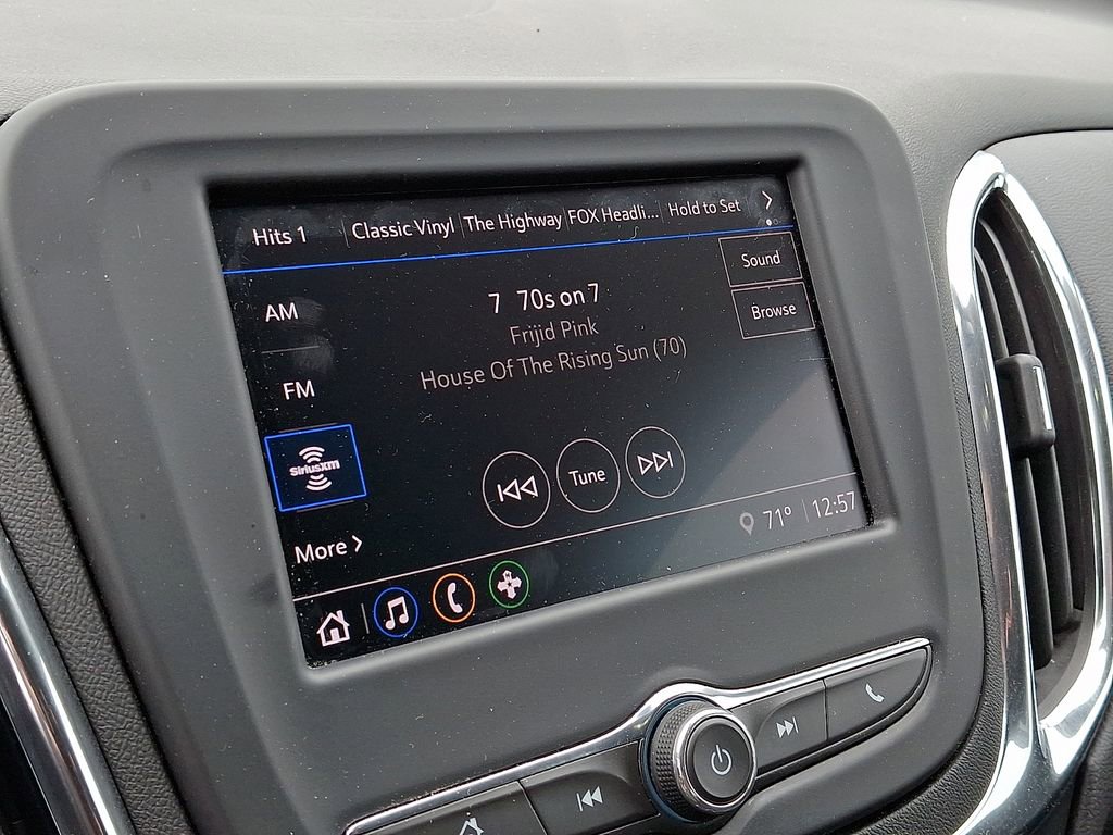 Used 2023 Chevrolet Equinox LT image 17