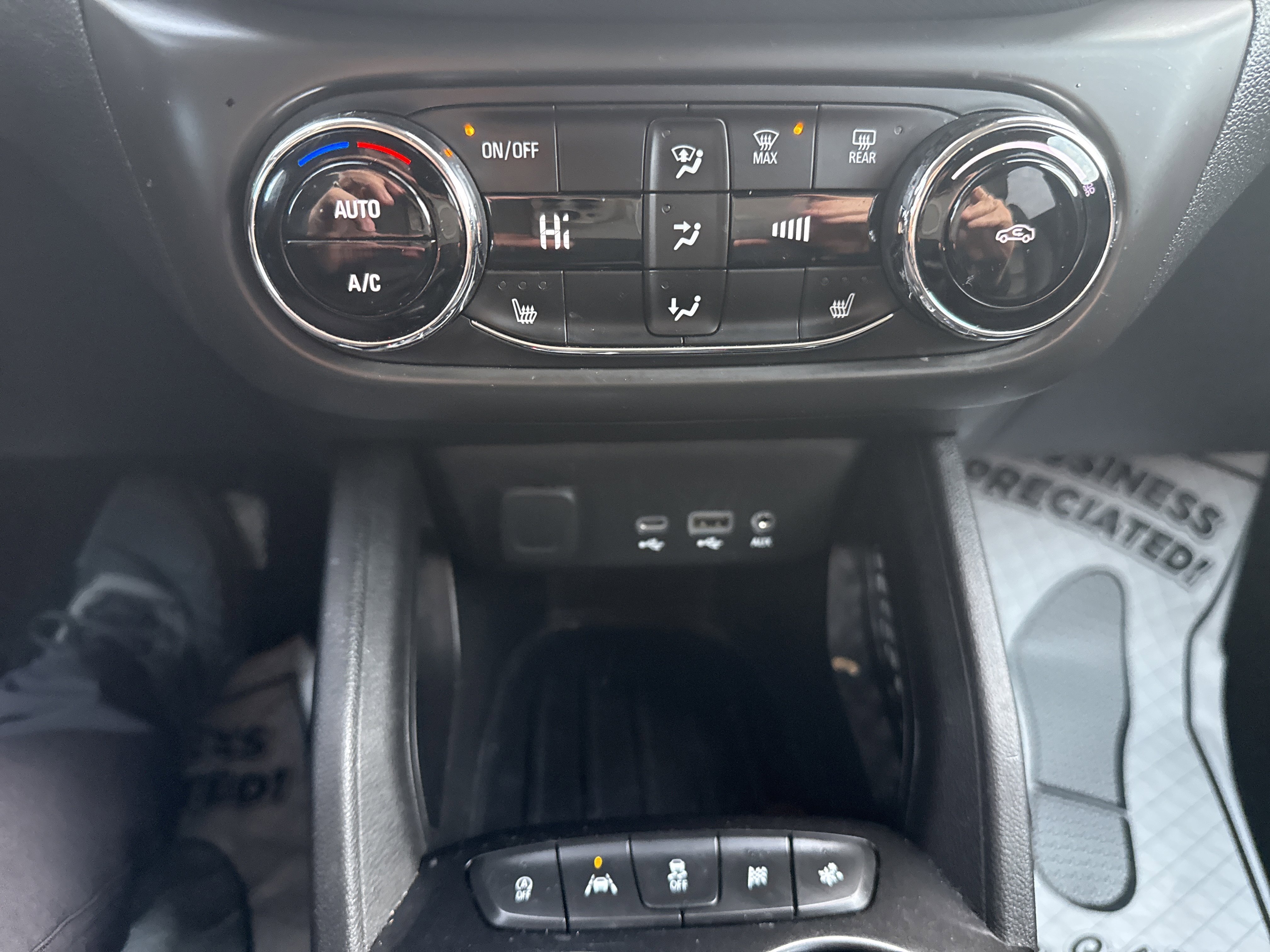 Used 2021 Chevrolet TrailBlazer LT w/ Premium Seating Package image 23