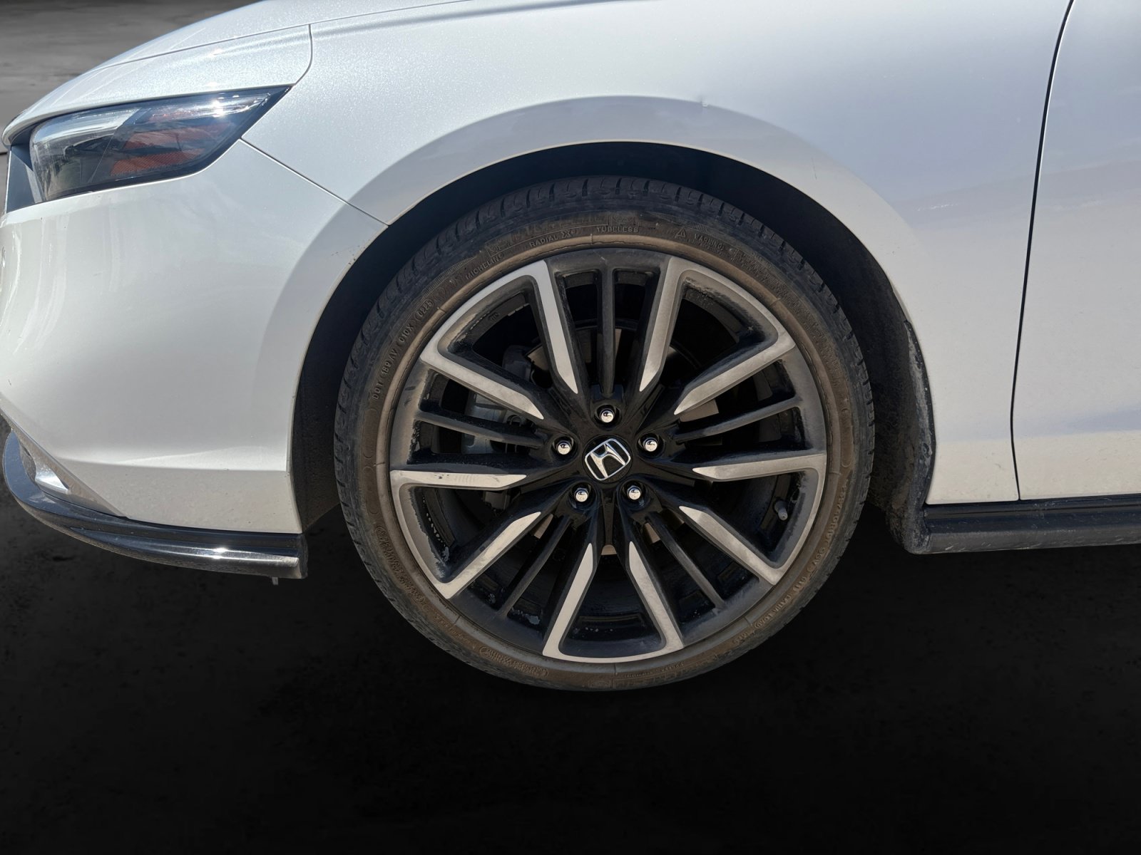 Used 2025 Honda Accord Touring image 9