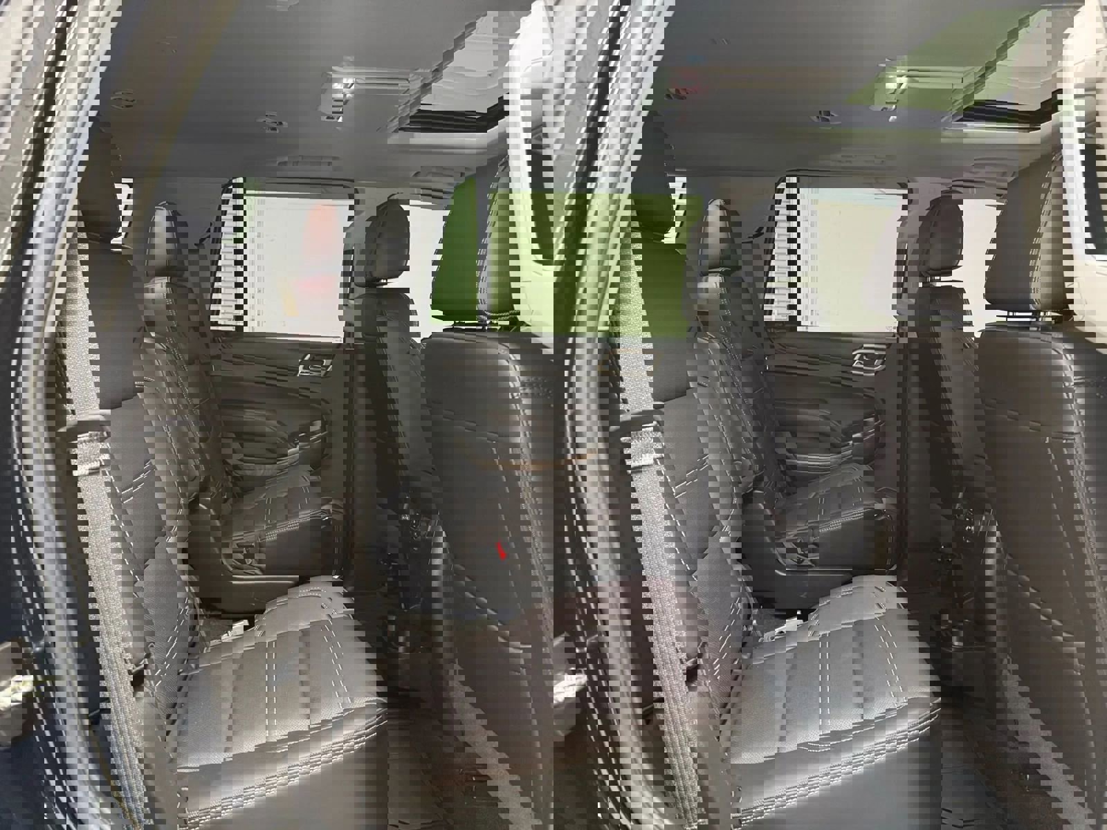 Used 2018 GMC Yukon Denali w/ Denali Ultimate Package image 13