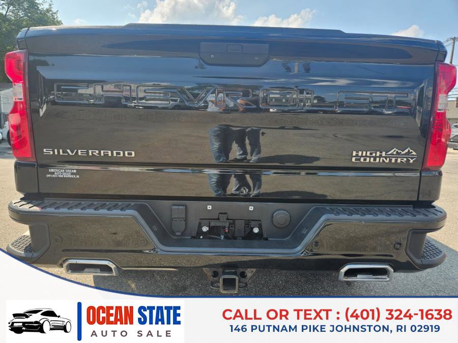 Used 2021 Chevrolet Silverado 1500 High Country w/ Technology Package image 4