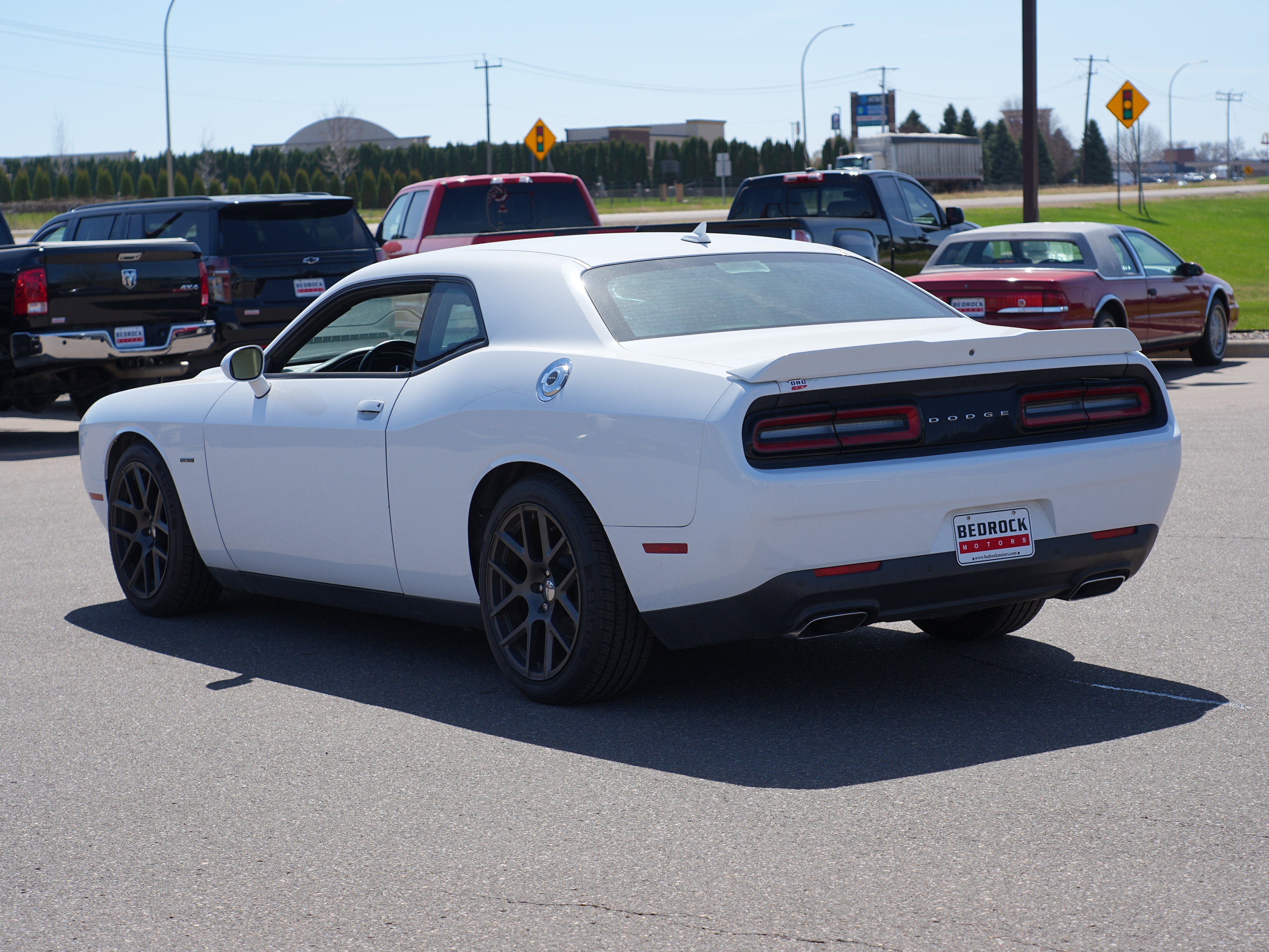 Used 2016 Dodge Challenger R/T w/ Sound Group RWD image 5