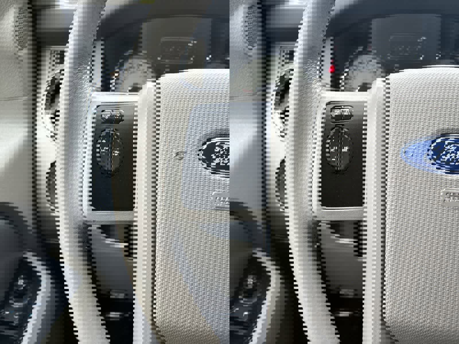 Used 2013 Ford Expedition Limited AWD/4WD image 15