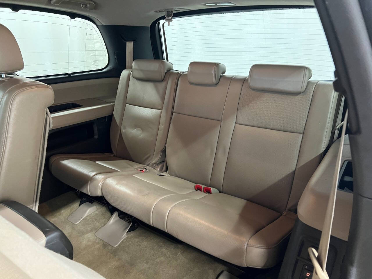Used 2010 Toyota Sequoia Platinum AWD/4WD image 10
