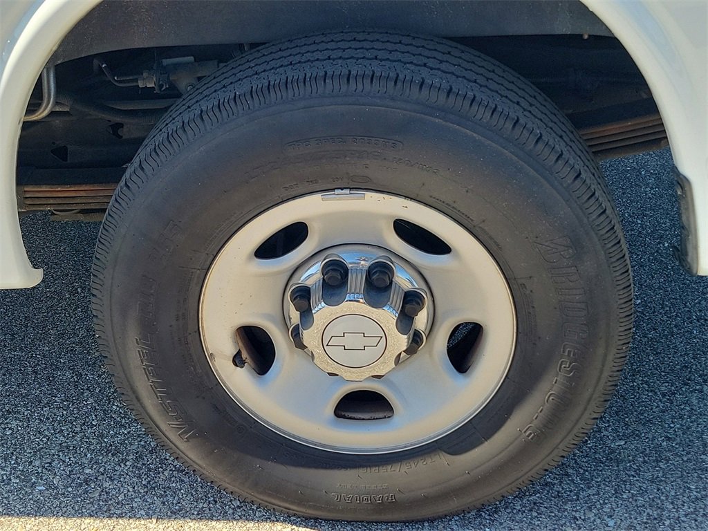 Used 2019 Chevrolet Express 3500 LT w/ LT Preferred Equipment Group image 11
