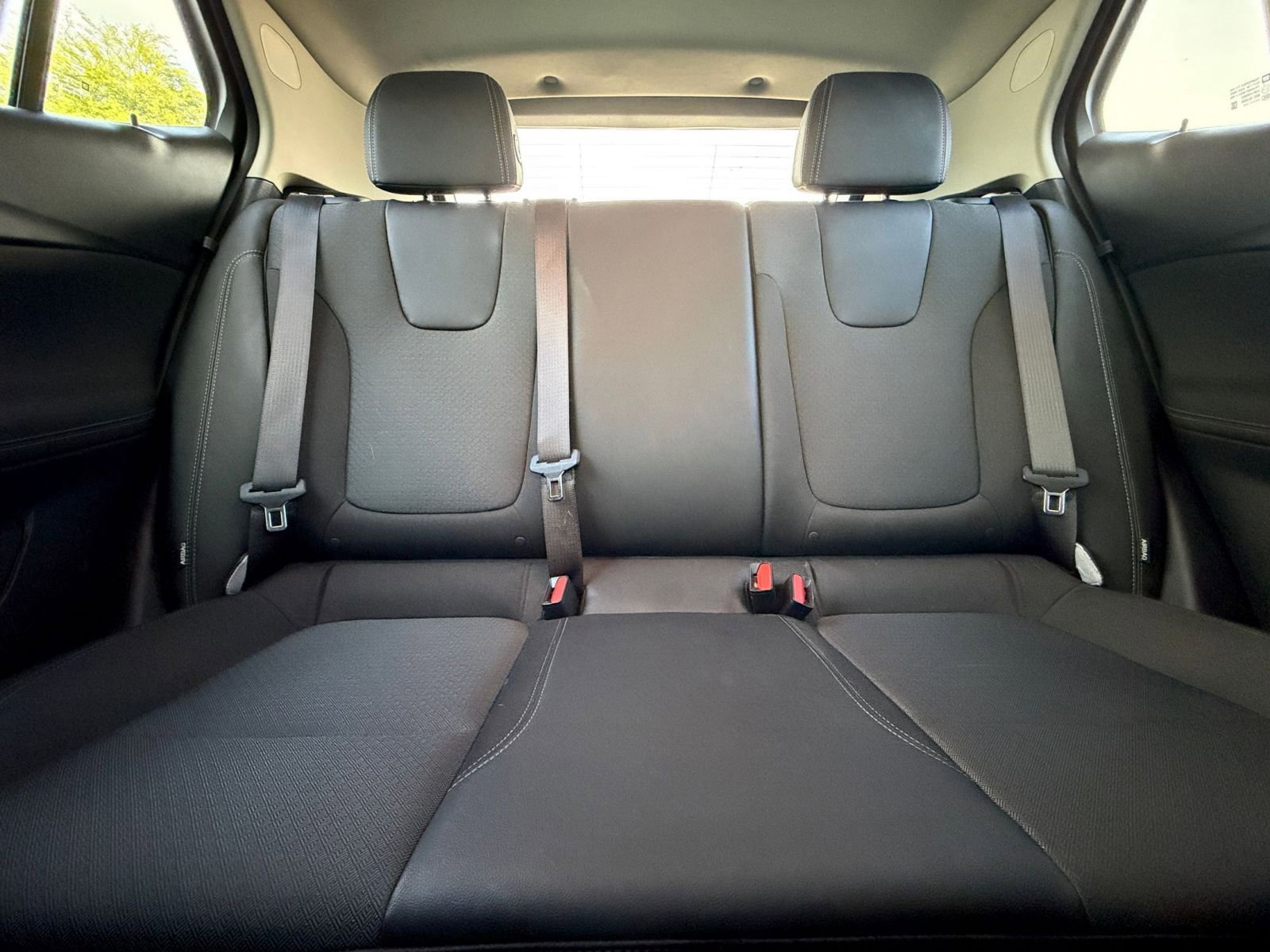 Used 2025 Buick Encore GX Preferred FWD image 37