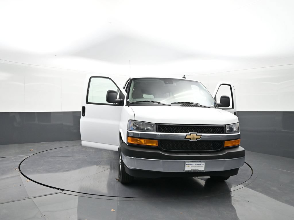 Certified 2024 Chevrolet Express 3500 LT w/ LT Preferred Equipment Group RWD image 42