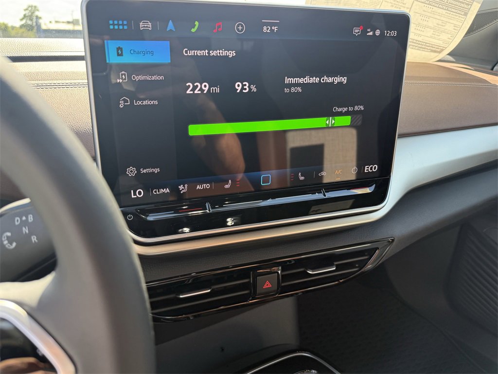 New 2025 Volkswagen ID.4 Pro image 18