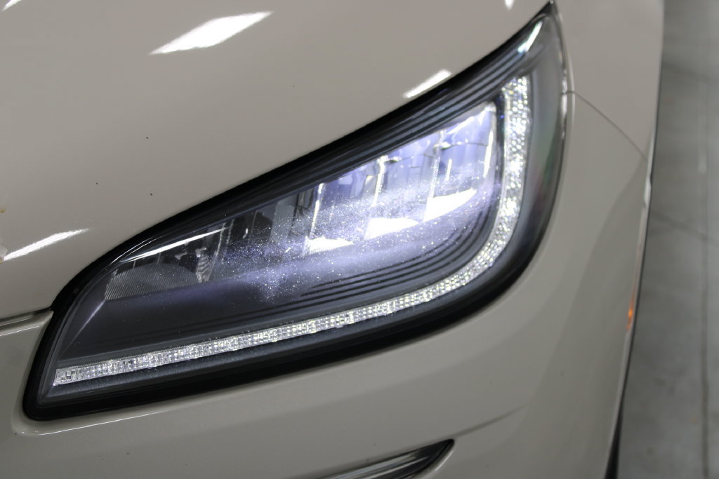 Used 2023 Lincoln Corsair AWD w/ Equipment Group 101A image 11