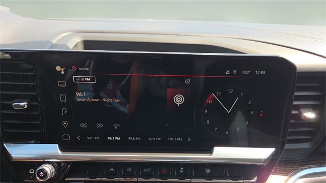 Used 2024 GMC Sierra 1500 Elevation image 10