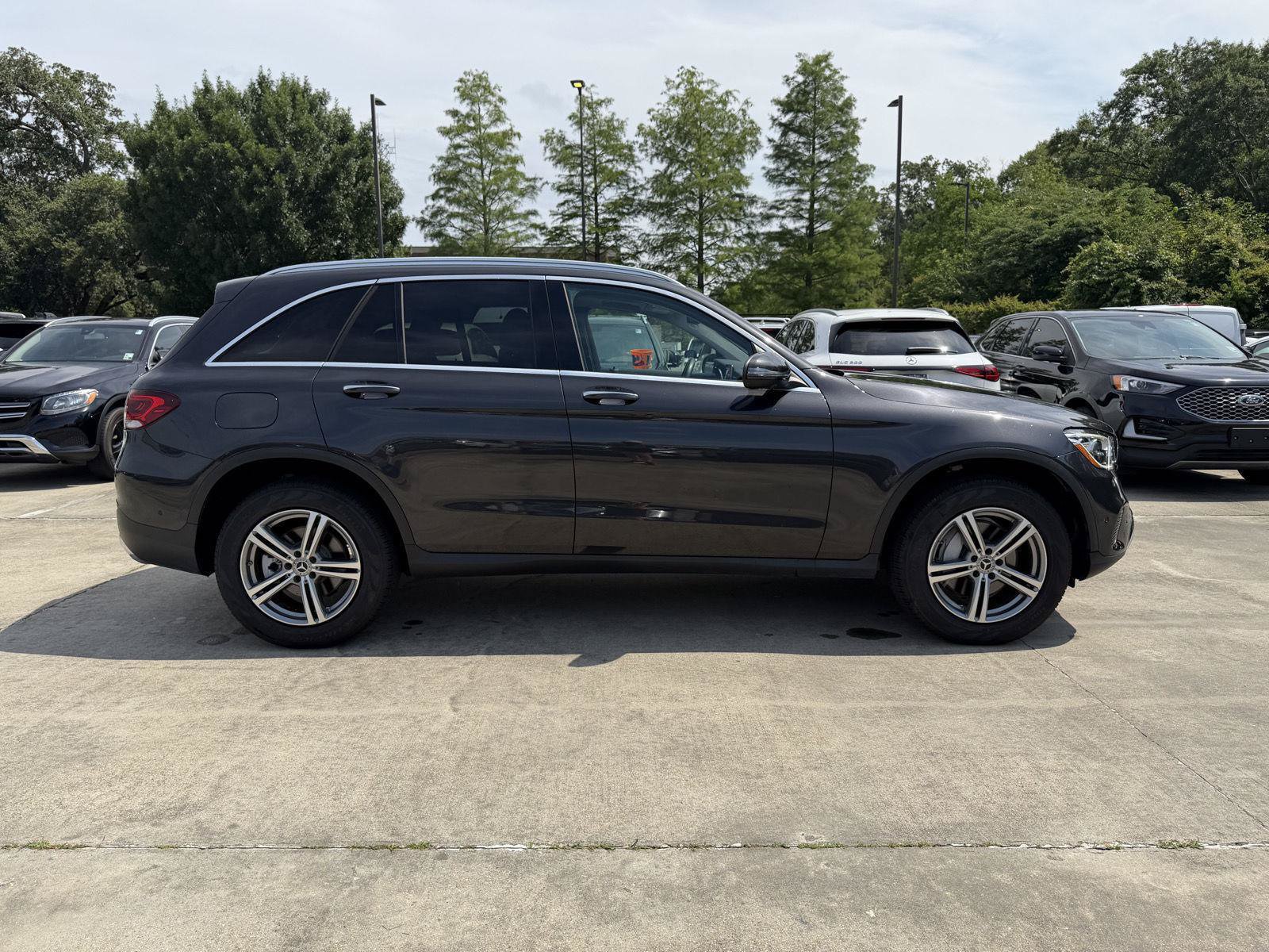Certified 2021 Mercedes-Benz GLC 300 4MATIC w/ Premium Package image 29