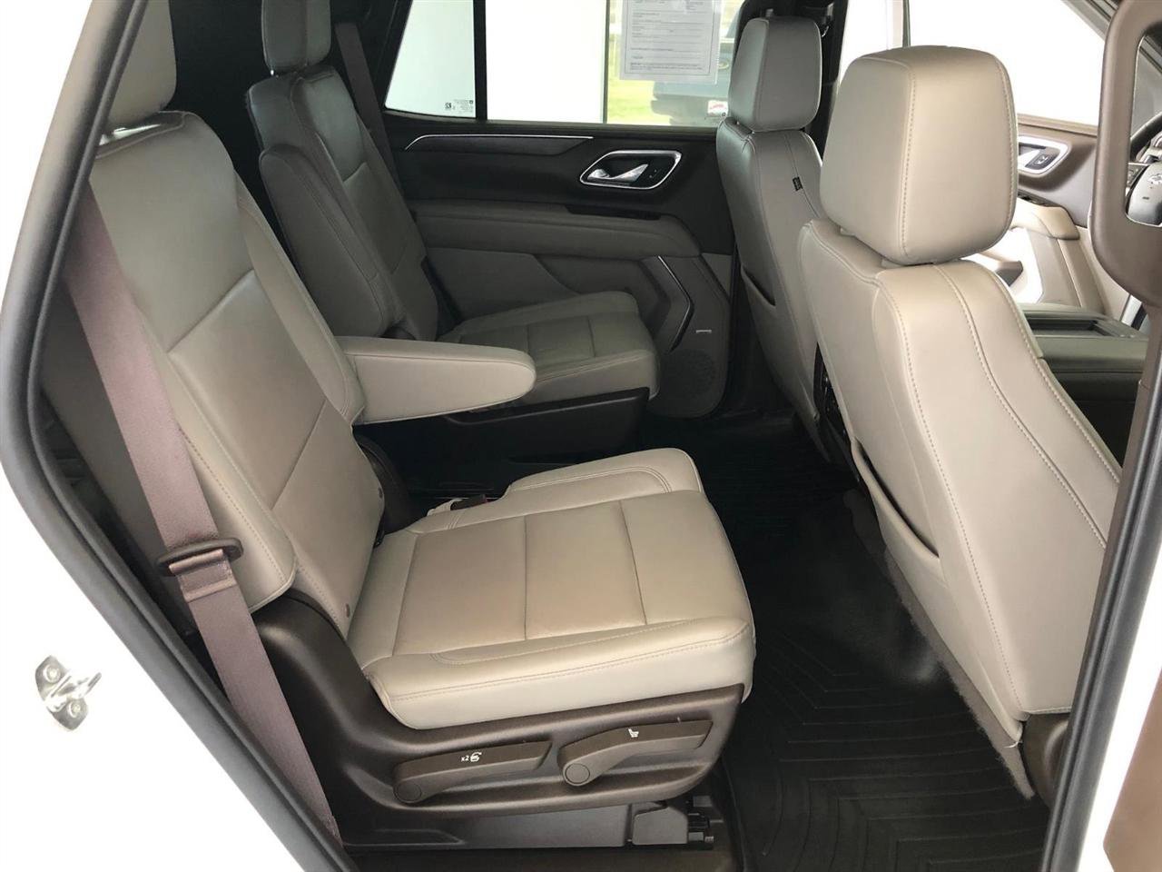 Used 2022 Chevrolet Tahoe Z71 w/ Z71 Off-Road Package image 10