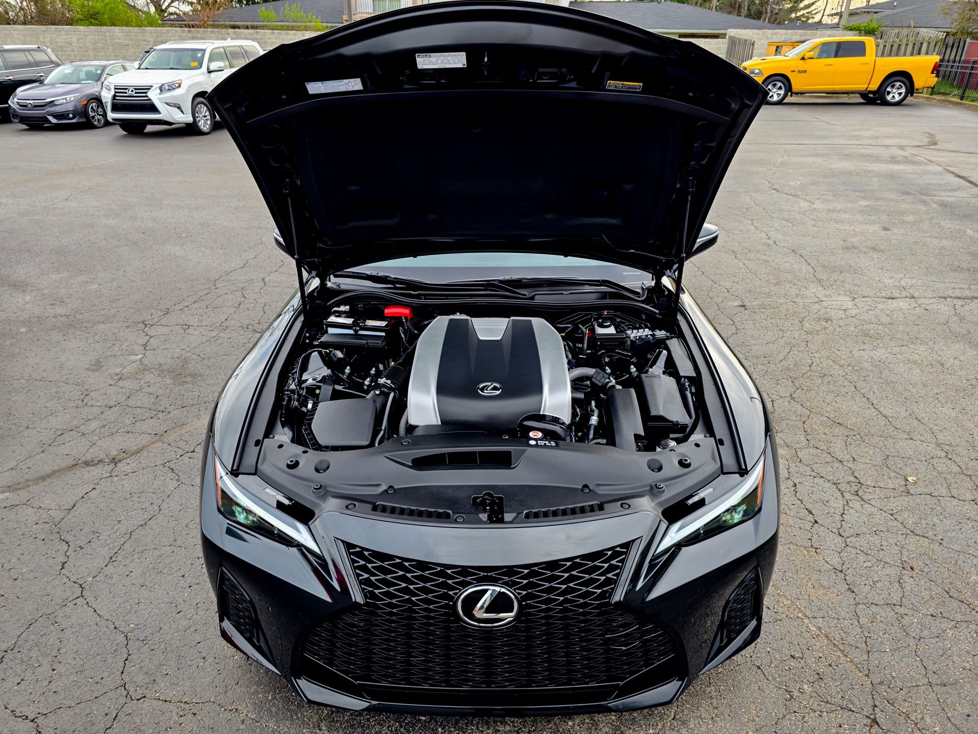 Used 2025 Lexus IS 350 F Sport RWD image 36