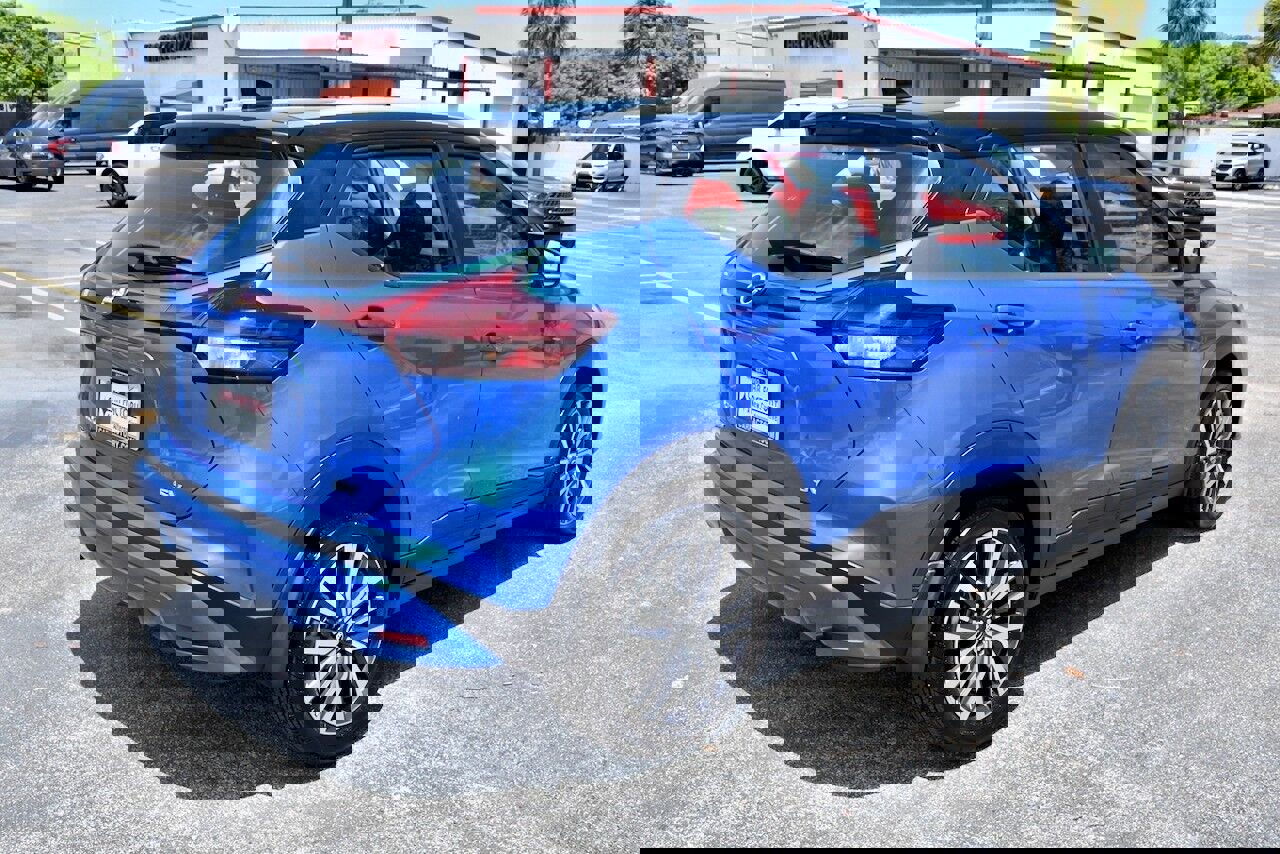 Used 2024 Nissan Kicks SV image 6