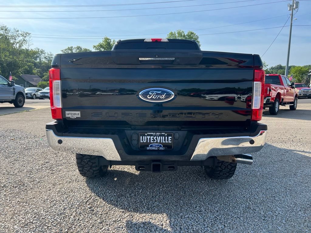 Used 2017 Ford F250 Lariat w/ Lariat Ultimate Package AWD/4WD image 7