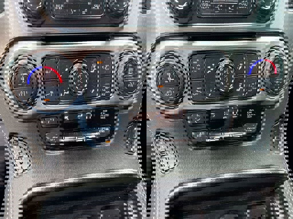 Certified 2018 Chevrolet Tahoe Premier image 56