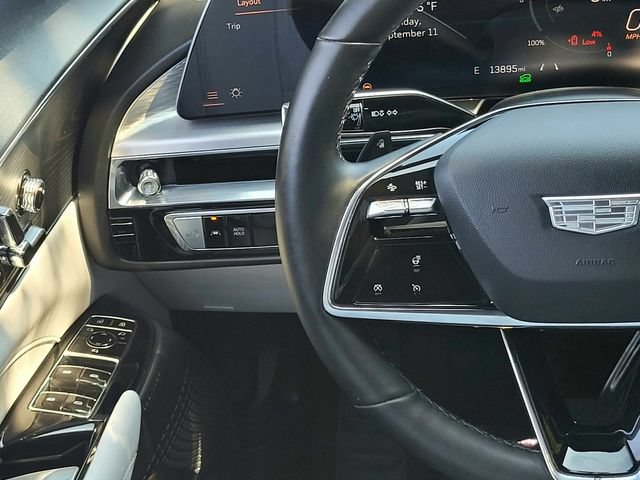 Used 2024 Cadillac Lyriq Sport RWD image 13