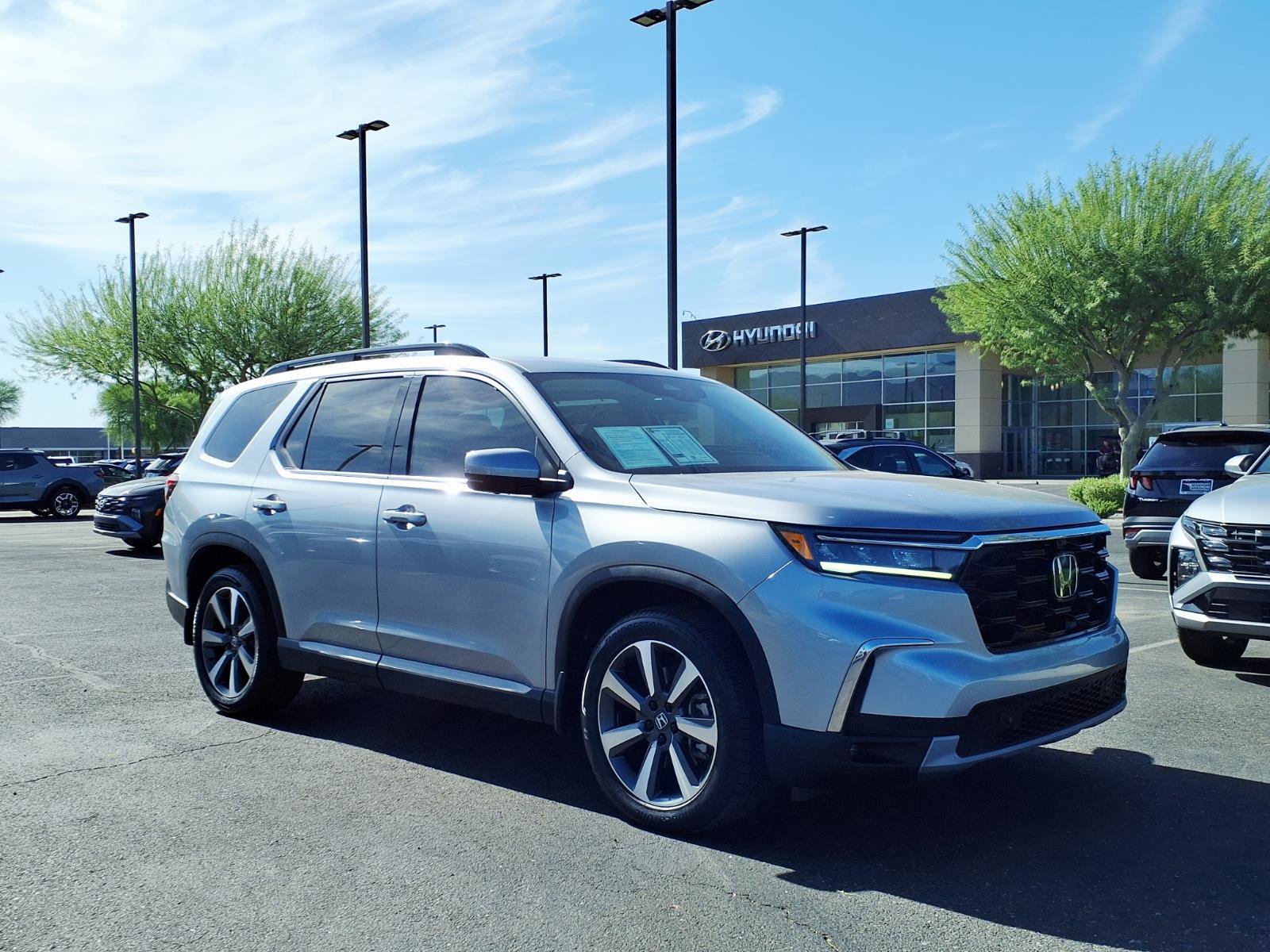 Used 2024 Honda Pilot Elite image 8