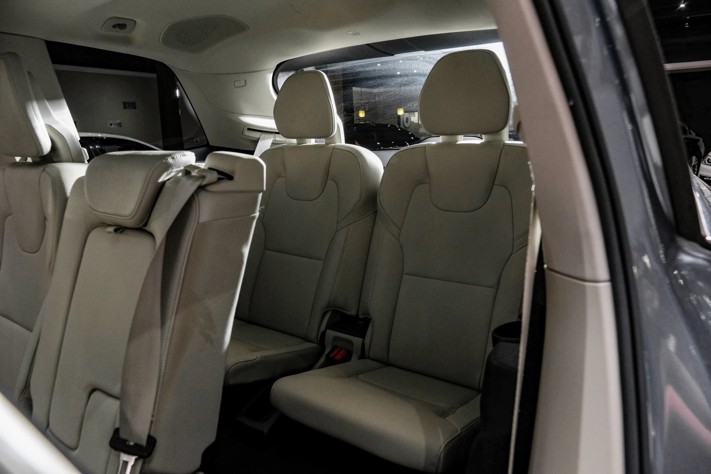 Used 2017 Volvo XC90 T6 Momentum w/ Convenience Package AWD/4WD image 41