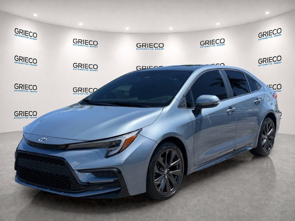 Used 2023 Toyota Corolla SE w/ SE Premium Package FWD image 3