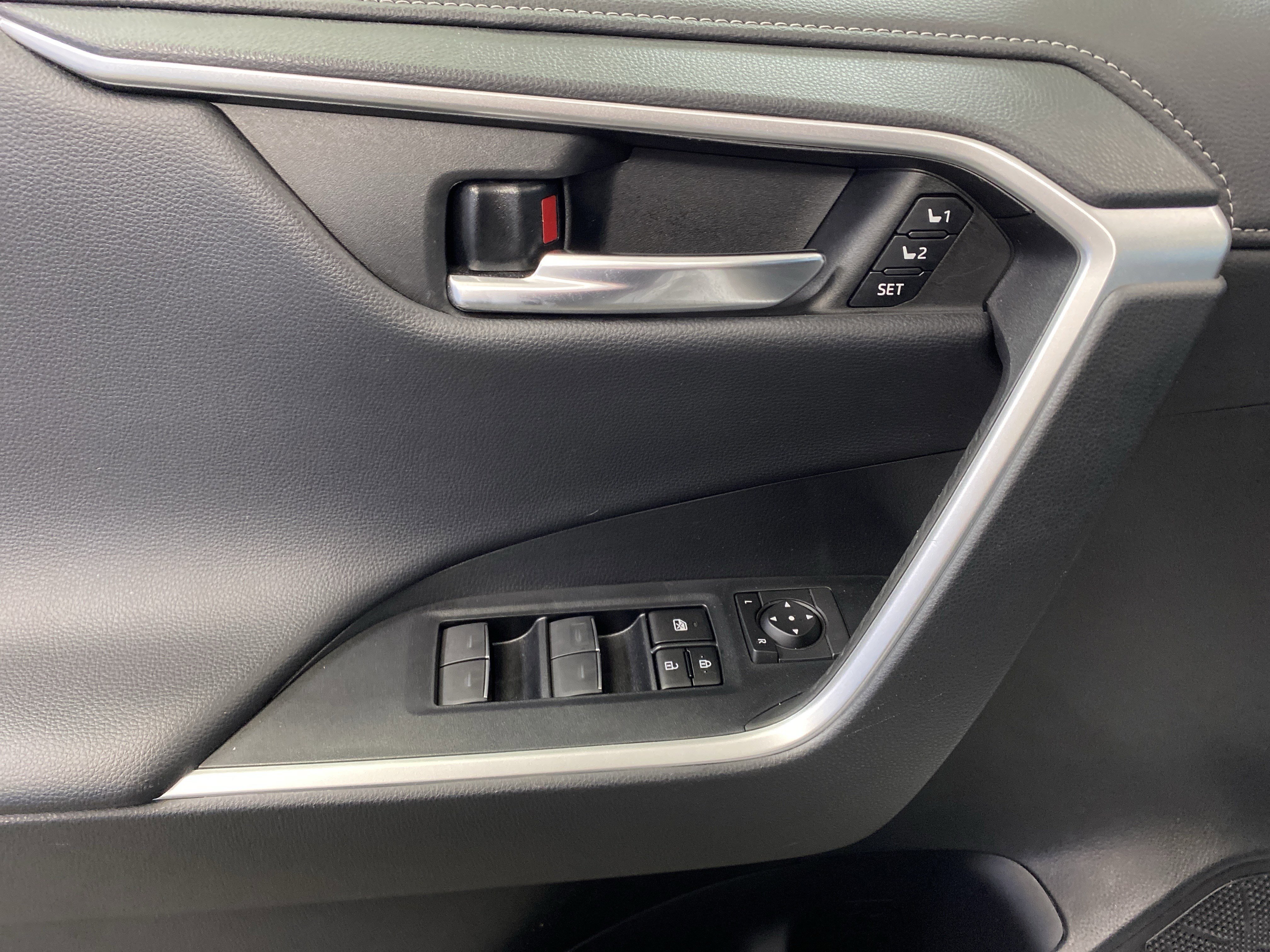 Used 2023 Toyota RAV4 Limited w/ Limited Grade Weather Package image 12